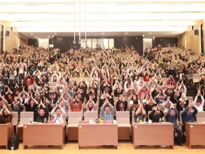 3000余人共话AI赋能教育教学,“光明求索学校”研究项目正式启动江苏常熟发现两只石虎,咬死100多只鸡,农场主设套将它们抓住