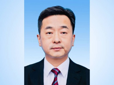 益阳市委书记陈竞，已任湖南省政府党组成员