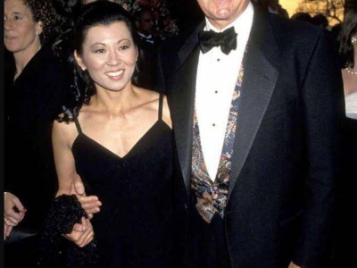 突发!著名影星和妻子被发现在家中死亡