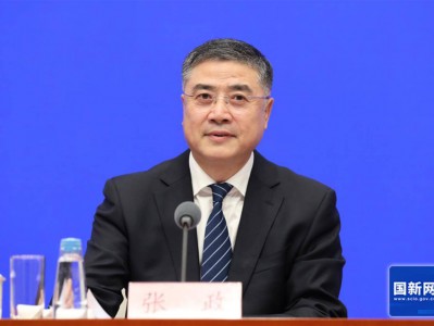 极目政情|张政升任正部级,曾是央视唯一拥有博士学位的主持人