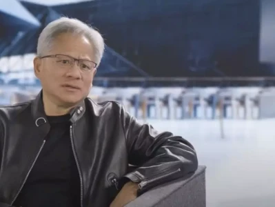 黄仁勋首次回应DeepSeek冲击波:市场理解完全反了谁能拒绝周末窝在家里看剧~