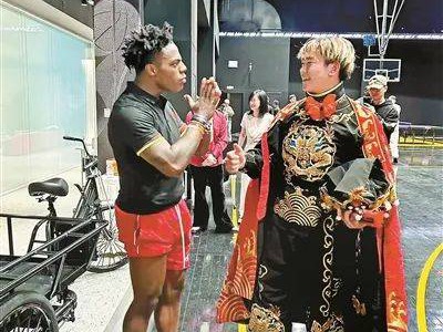 “Chinese magic”!中国00后放大招,甲亢哥:这真是太棒了!