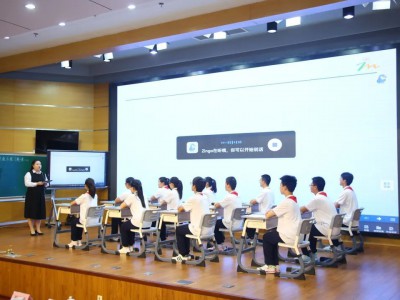 闵行发布区域级教育生成式人工智能，打造师生成长的“智能伙伴”