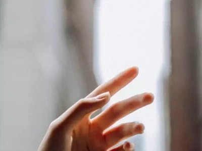 过不下去的夫妻有5个特征,放下彼此或许才是最好选择2018年山东女子救下大雁,两次放生坚持不走,还带同伴来蹭吃蹭喝