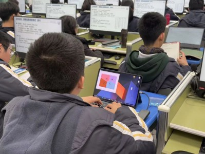 AI教育 局长说｜杨浦区教育局局长王芳：高校智汇，AI融合，共创学习新生态